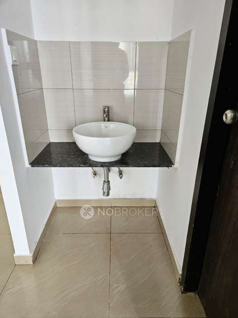 2 BHK Flat In Amanora Park Town for Rent  In Hadapsar