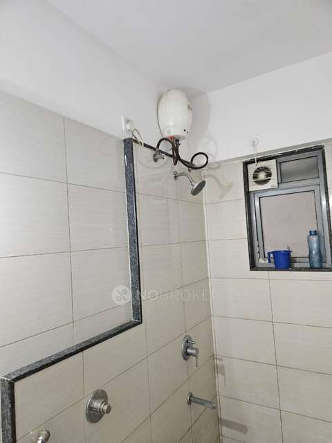 2 BHK Flat In Amanora Park Town for Rent  In Hadapsar