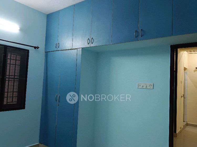 2 BHK Flat In Ratna Flats for Rent  In Saroj Nagar Main Road