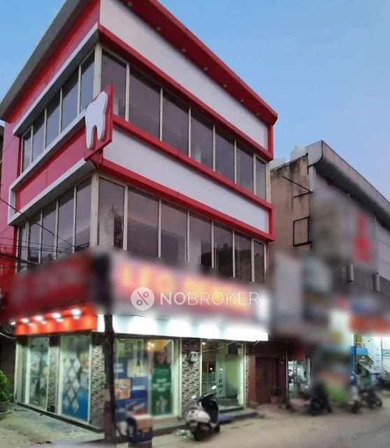 Shop in Sector 8, Gurgaon for sale 