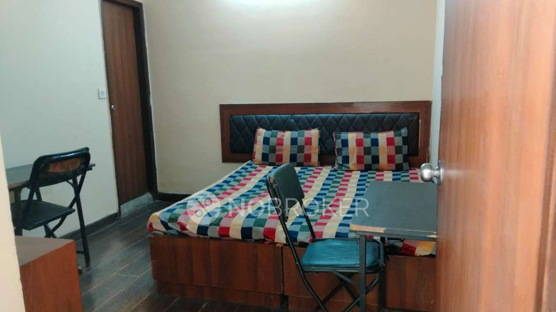 PG for Girls in  Karol Bagh