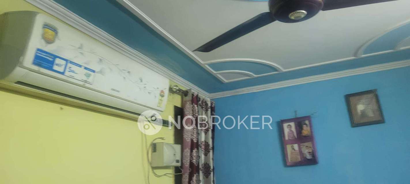 2 BHK Flat In Builder Floors For Sale  In Mandawali