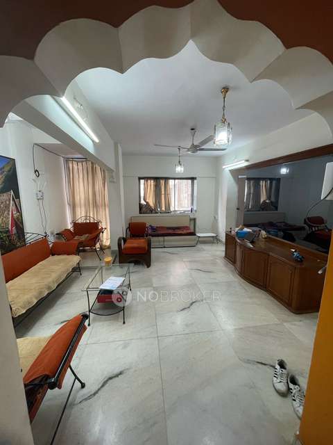 Shared Room for Male In 3 BHK  In Om Sai Vishvakarma Building In Vile Parle