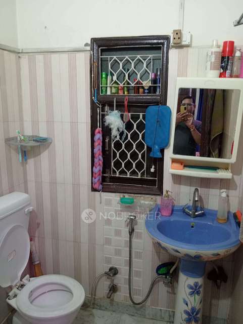 2 BHK Flat In Sb For Sale  In Yamuna Vihar Rd