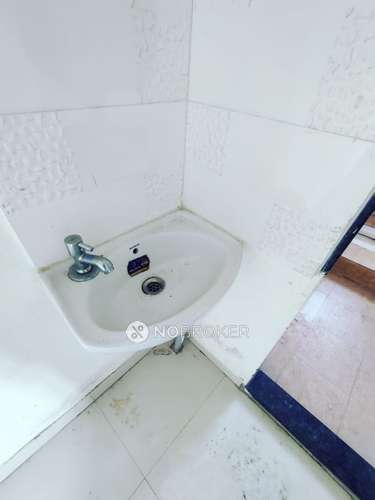 1 RK Flat In Apartment for Rent  In Pimpri-chinchwad,