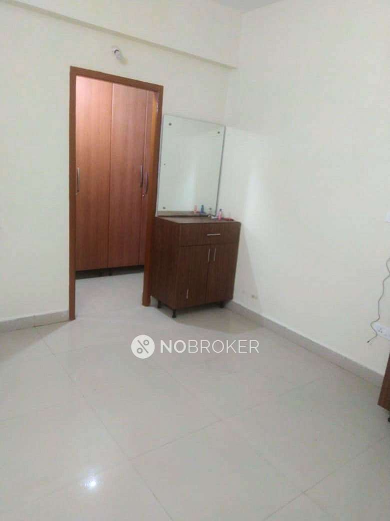 Anantya Apartment Navallur Rent WITHOUT BROKERAGE Semifurnished 3