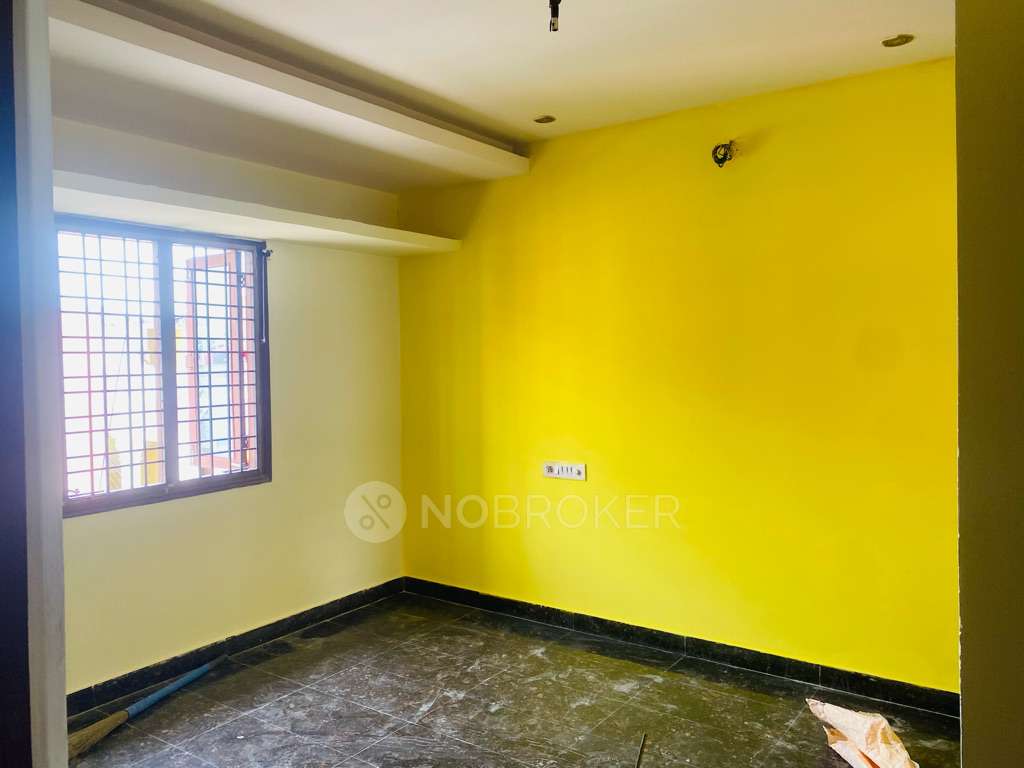 Shared Room for Female In 2 BHK  In Ayappa In Kukatpally