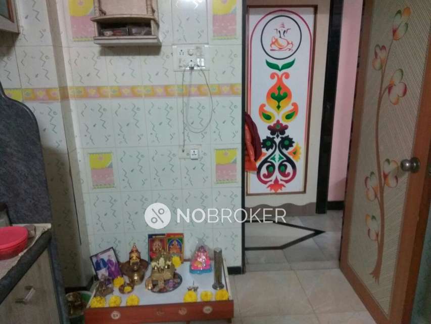 1 BHK Flat In Shrenik Tower For Sale  In Ghatkopar West