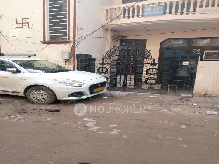 1 BHK Flat for Rent  In Sector 24