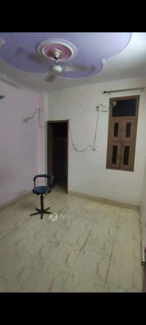 3 BHK Flat In Teacher Colony, Burari Mor for Rent  In Burari