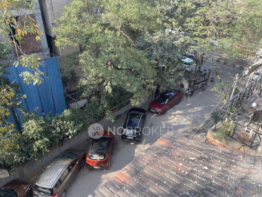 2 BHK Flat In C R Park For Sale  In Chittaranjan Park