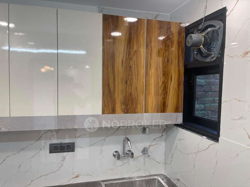 2 BHK Flat In C R Park For Sale  In Chittaranjan Park