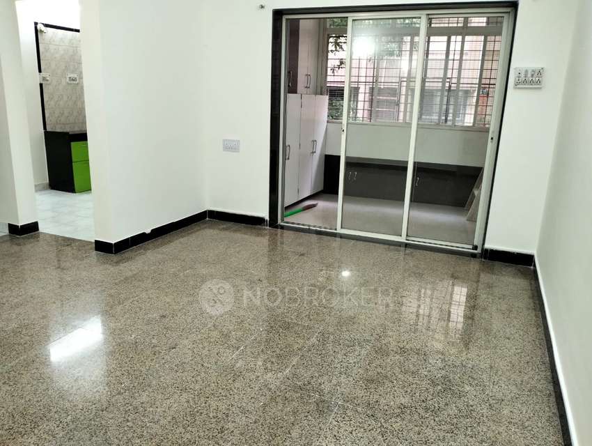 2 BHK Flat In Shree Suvarna Apartments For Sale  In Kothrud