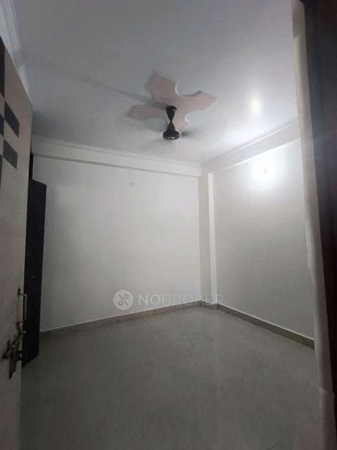 2 BHK Flat In Sb for Rent  In Dlf Ankur Vihar