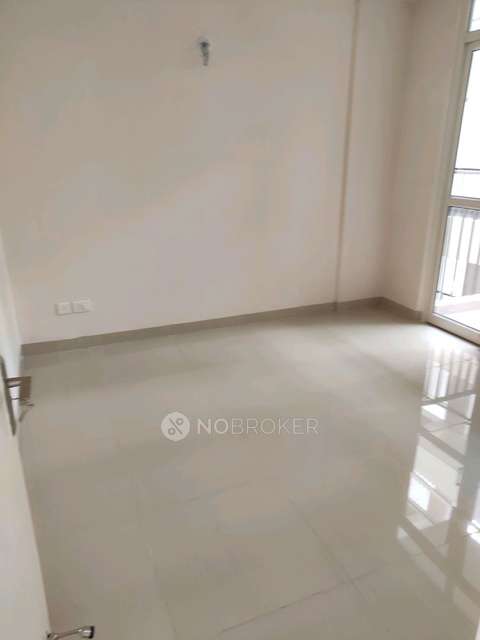 3 BHK Flat In Wave Executive Floors Nh 24 Ghaziabad for Rent  In Ghaziabad