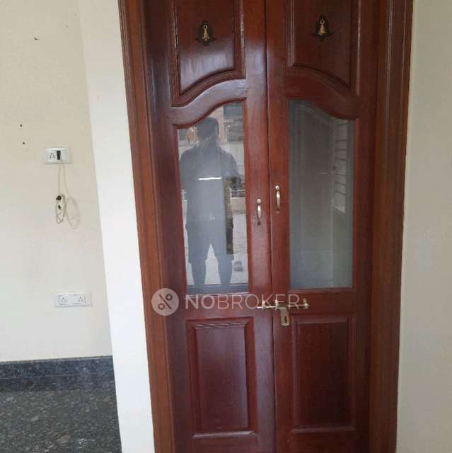 2 BHK House for Rent  In 276, 2nd G Main Road