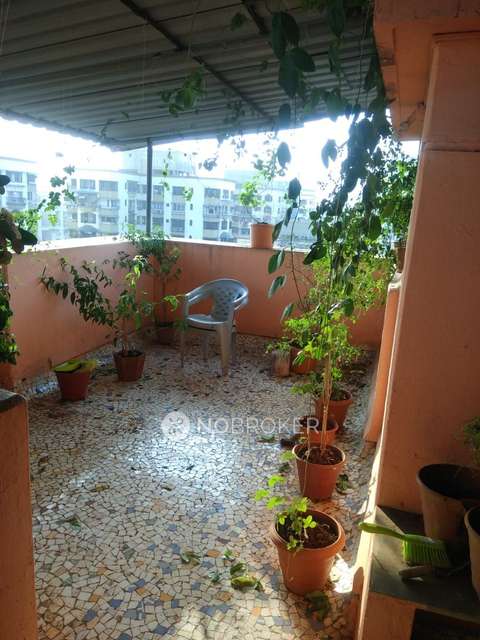 3 BHK Flat In Sai Anand Plaza For Sale  In Thane West