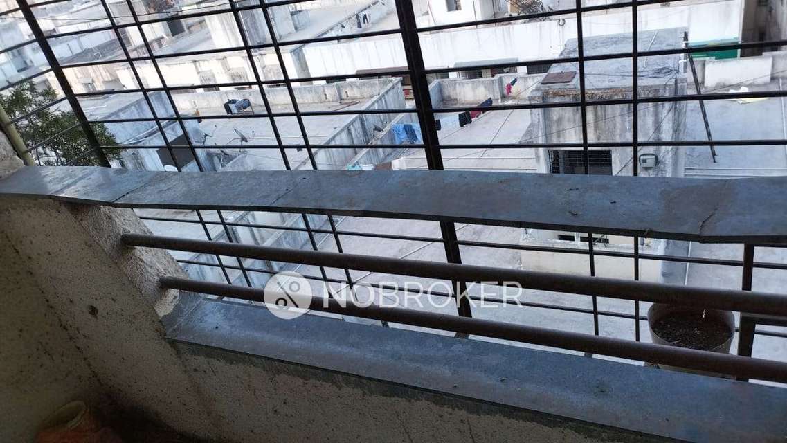 2 BHK Flat In Chandrai Megh Sparsh Society For Sale  In Vadgaon Budruk