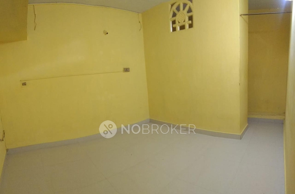 1 BHK Flat In Standalone Building  for Rent  In Tharamani