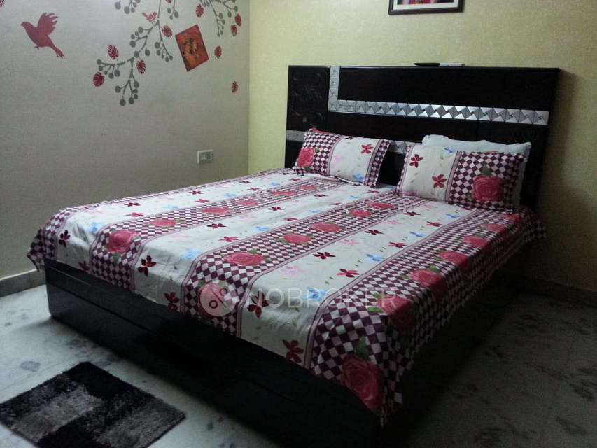 2 BHK Flat For Sale  In Kotla Mubarakpur