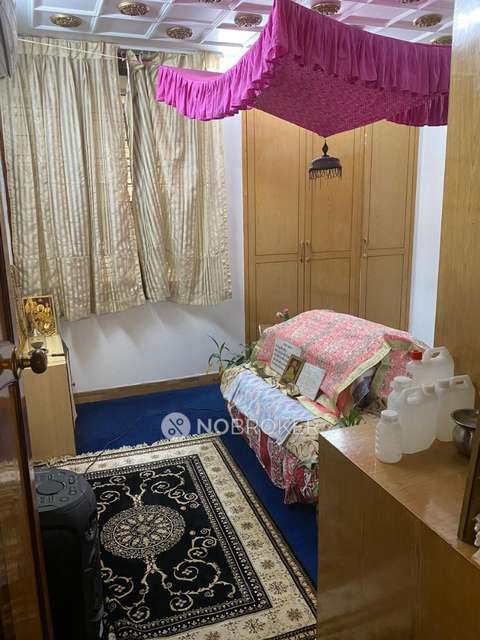 4+ BHK Flat For Sale  In Malviya Nagar