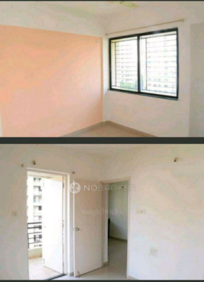 1 BHK Flat In Dreams Aakruti  Phase Ii for Rent  In Dreams Aakruti Society Hadapsar