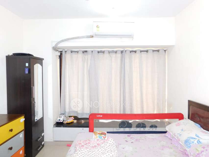 2 BHK Flat In Evershine Embassy for Rent  In Andheri West
