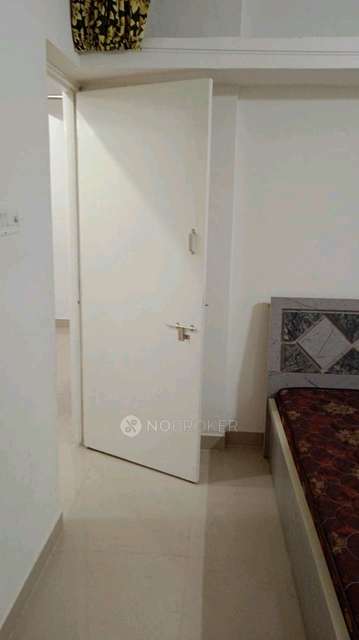 1 BHK Flat In Royal Palace for Rent  In Royal Palace