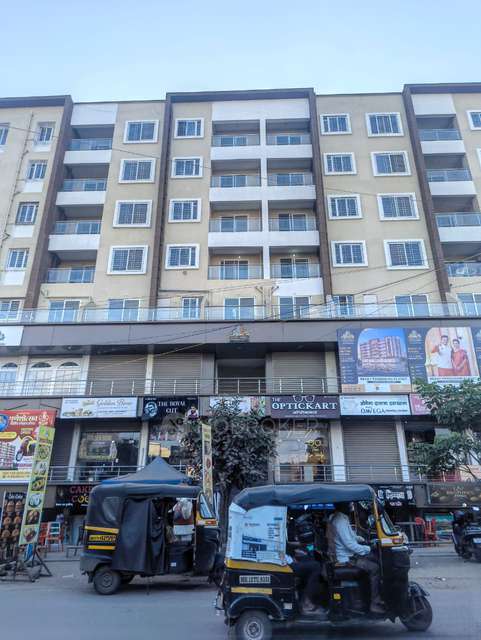 2 BHK Flat In Patil Plaza For Sale  In Wanowrie