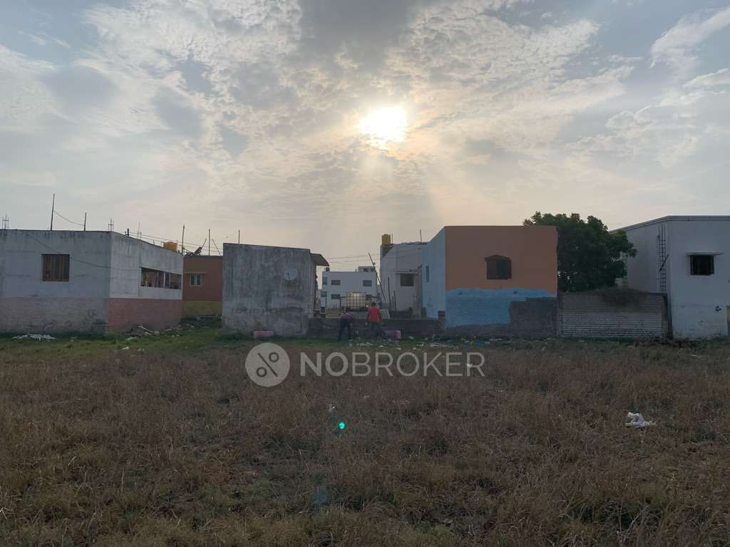 Plot For Sale  In Pallikaranai