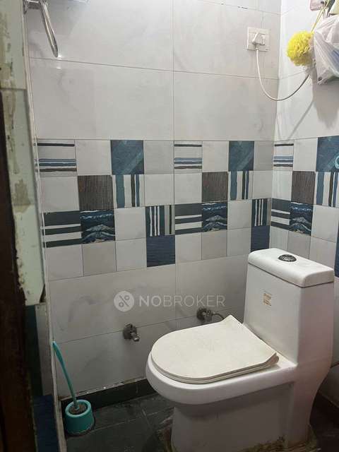 2 BHK Flat In Aashirwad Metroview Floors For Sale  In Uttam Nagar