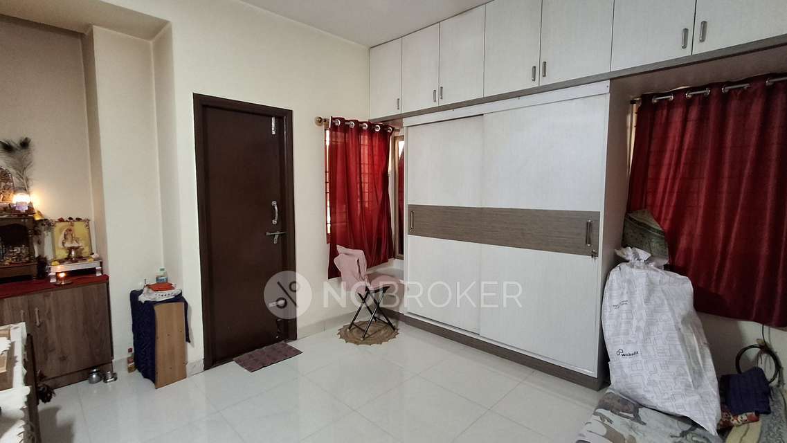 2 BHK Flat In Silver Edge Apartment For Sale  In Electronic City
