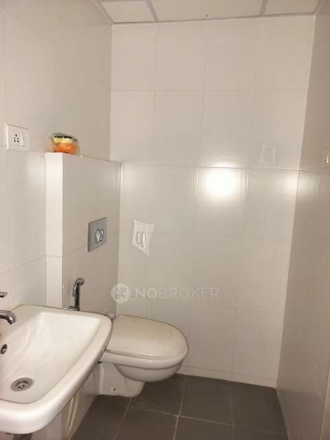 2 BHK Flat In Godrej Emerald Vista For Sale  In  Thane West