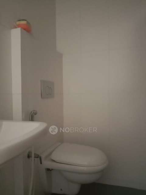 2 BHK Flat In Godrej Emerald Vista For Sale  In  Thane West