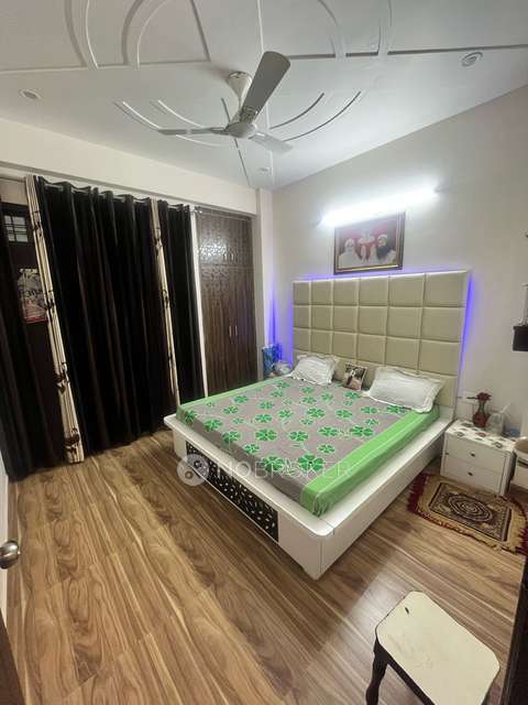 2 BHK Flat In Galaxy Apartments For Sale  In Madanpuri