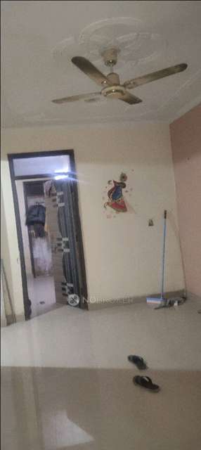 Single Room for Male In 2 BHK  In Shanti Kunj Apartment In Sector 73