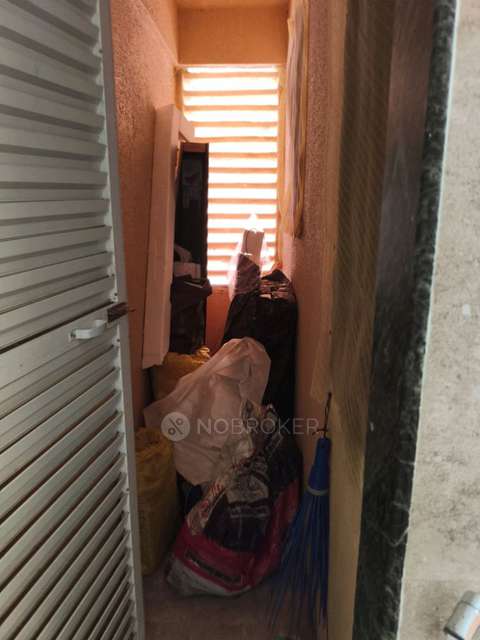 2 BHK Flat In Mahavir Kalpavruksha For Sale  In Thane West