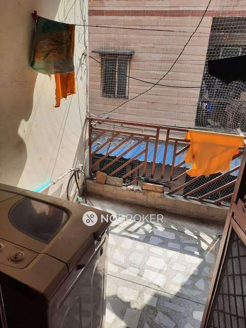 1 BHK Flat In Standalone Building  For Sale  In Dilshad Colony,