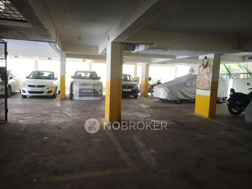 3 BHK Flat In Shravanthi Cresent For Sale  In Kumaraswamy Layout