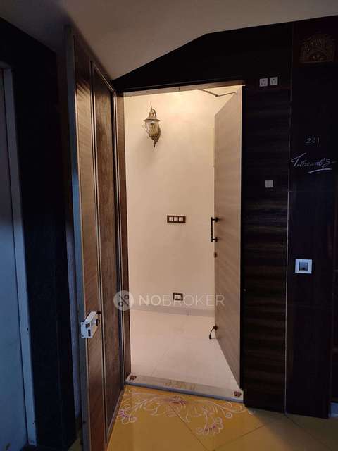 2 BHK Flat In Rushi Heights For Sale  In Malad East