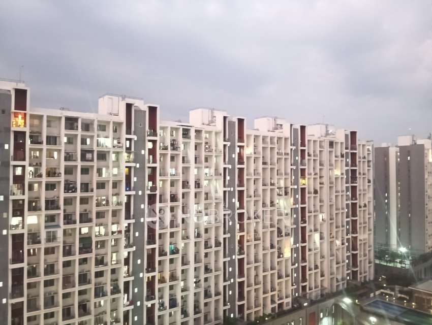 2 BHK Flat In Godrej 24 For Sale  In Hinjewadi, Pune