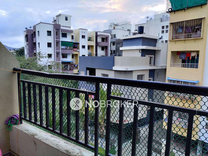 2 BHK Flat In Dhiyan Laxmi Park For Sale  In Kondhawe-dhawade