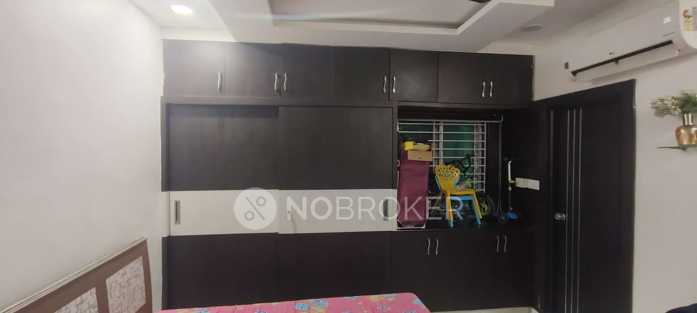 3 BHK Flat In Aaradhaya Nilyam For Sale  In Kukatpally
