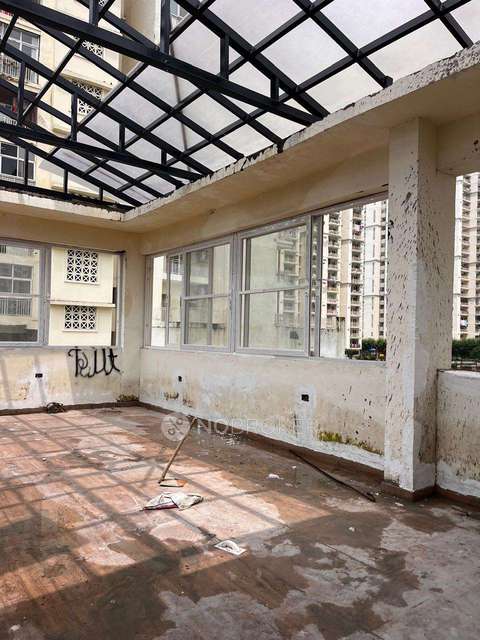 Restaurant/Cafe in Sector 10 , Greater Noida for Rent 