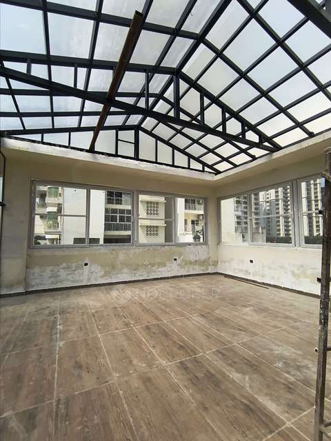 Restaurant/Cafe in Sector 10 , Greater Noida for Rent 