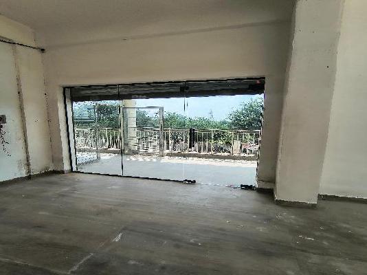 Restaurant/Cafe in Sector 10 , Greater Noida for Rent 