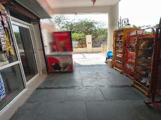 Restaurant/Cafe in Sector 10 , Greater Noida for Rent 