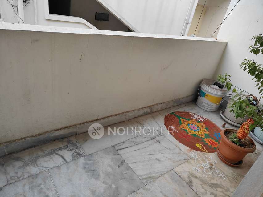 2 BHK Flat In Sri Castle For Sale  In Mehdipatnam