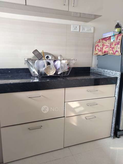 1 BHK Flat In Mahaveer Ville For Sale  In Matunga East