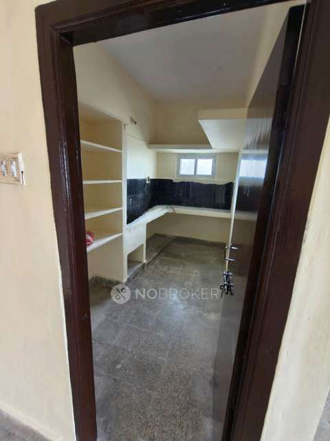1 BHK Flat In Sri Keerthana Apts For Sale  In Old Bowenpally